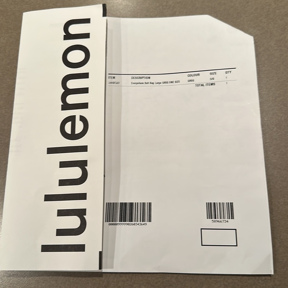 Lululemon Everywhere Belt Bag. NEW. Large 2L - Picture 11 of 12